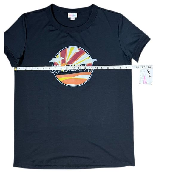 NWT M T-shirt No Bad Days black graphic, Liv, LuLaRoe - Picture 4 of 7